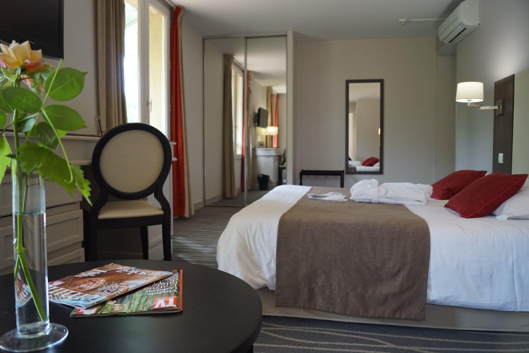 Logis Hotels- Hotel Et Restaurant Domaine De Fompeyre バザス エクステリア 写真