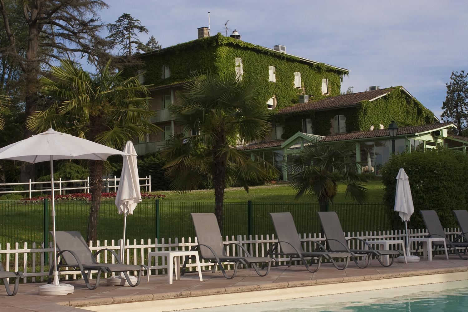 Logis Hotels- Hotel Et Restaurant Domaine De Fompeyre バザス エクステリア 写真