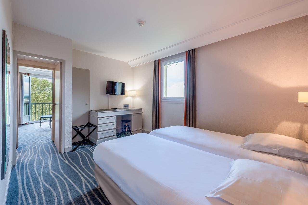 Logis Hotels- Hotel Et Restaurant Domaine De Fompeyre バザス エクステリア 写真